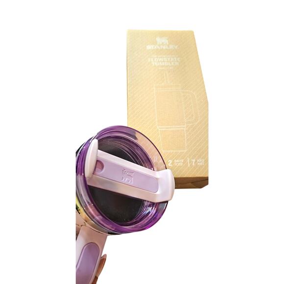 Stanley x Gucci 40oz Tumbler W/Box - Picture 3 of 5